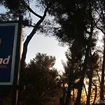 Kyriad Montpellier Nord Parc Euromedecine מלון 3*