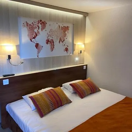 Kyriad Montpellier Nord Parc Euromedecine Hotel 3*
