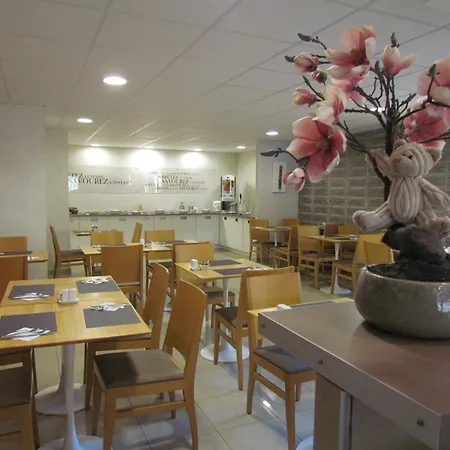 Hotel Kyriad Montpellier Nord Parc Euromedecine 3*