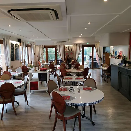 Hotell Kyriad Montpellier Nord Parc Euromedecine 3*