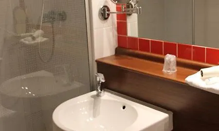 Hotel Kyriad Montpellier Nord Parc Euromédecine Saint-Clément