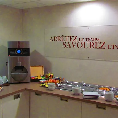 Kyriad Montpellier Nord Parc Euromédecine Hotel 3*