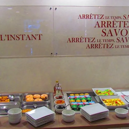 Kyriad Montpellier Nord Parc Euromédecine Hotel 3*