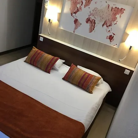 Kyriad Montpellier Nord Parc Euromedecine Hotel 3*