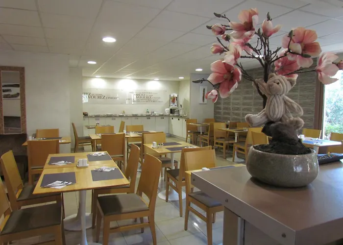 Hotel Kyriad Montpellier Nord Parc Euromedecine 3*