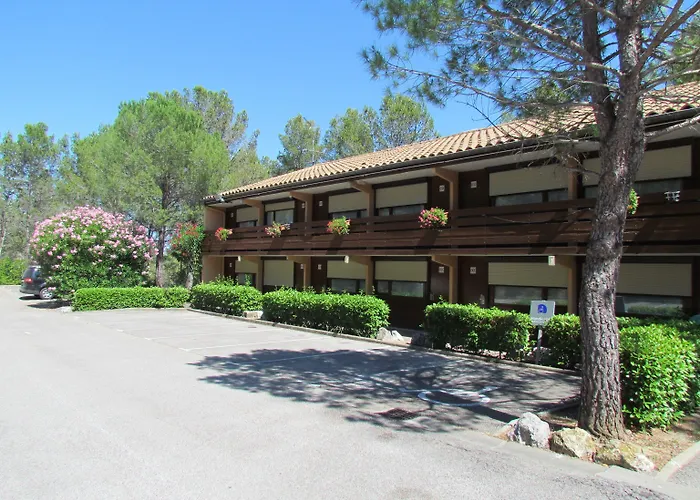 Kyriad Montpellier Nord Parc Euromedecine Hotel 3*