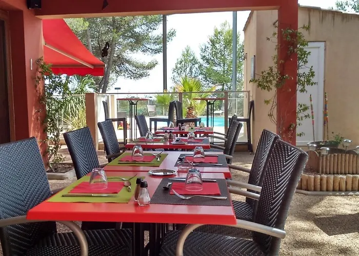 Kyriad Montpellier Nord Parc Euromedecine 3*